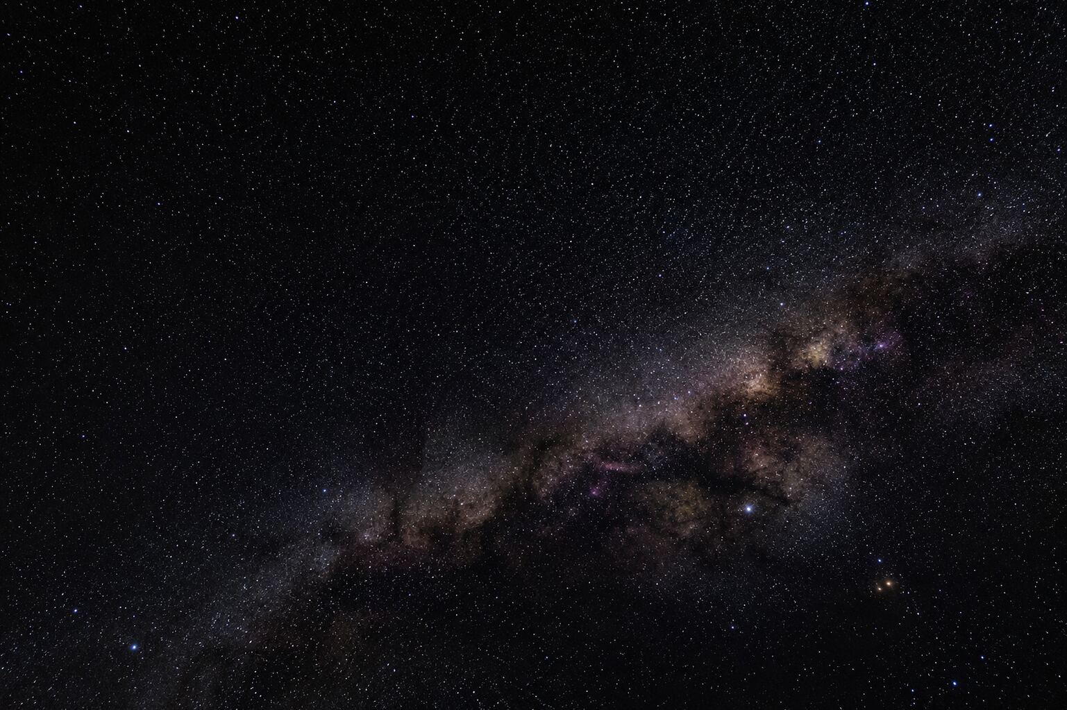 Galaxien und Nebel bei einem Premium Stargazing Abend in Wien